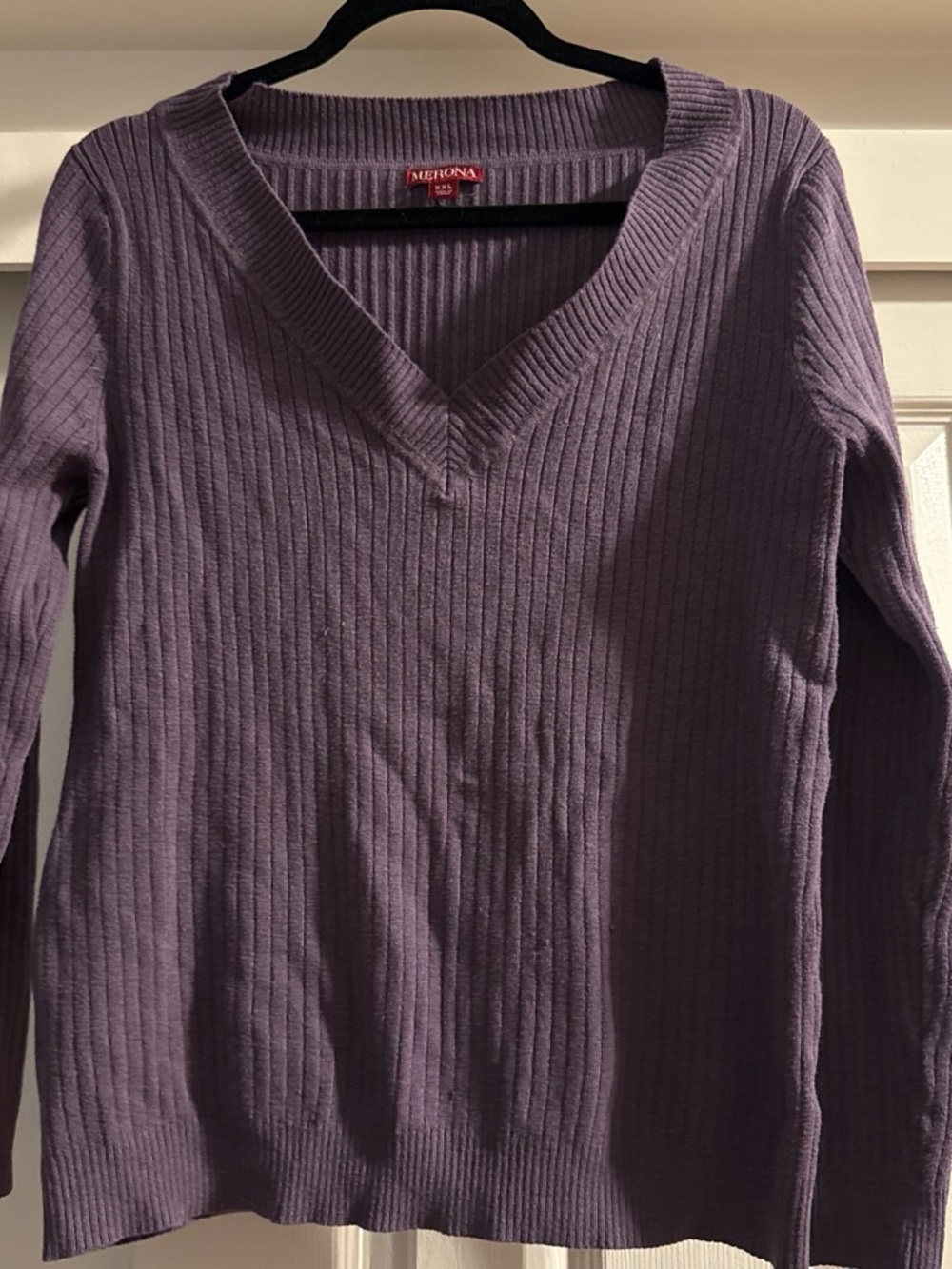 Merona Women's Lavender Ribbed V-Neck Sweatshirt